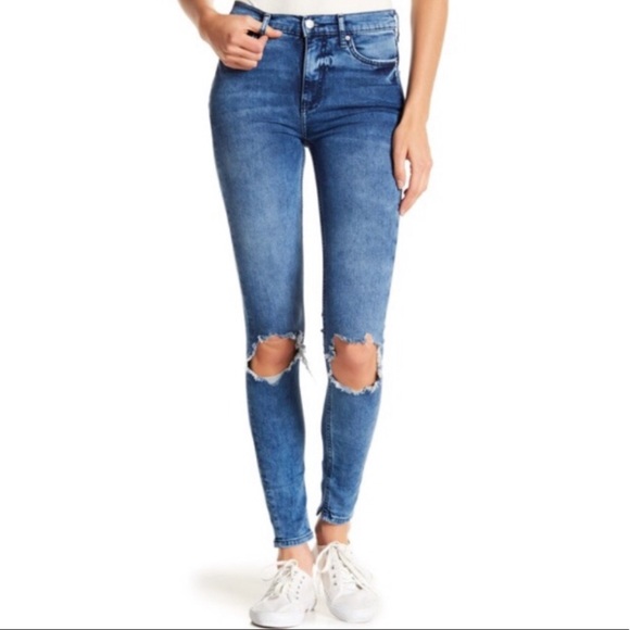 Free People Denim - Free People Busted knee High Rise Skinny Jeans